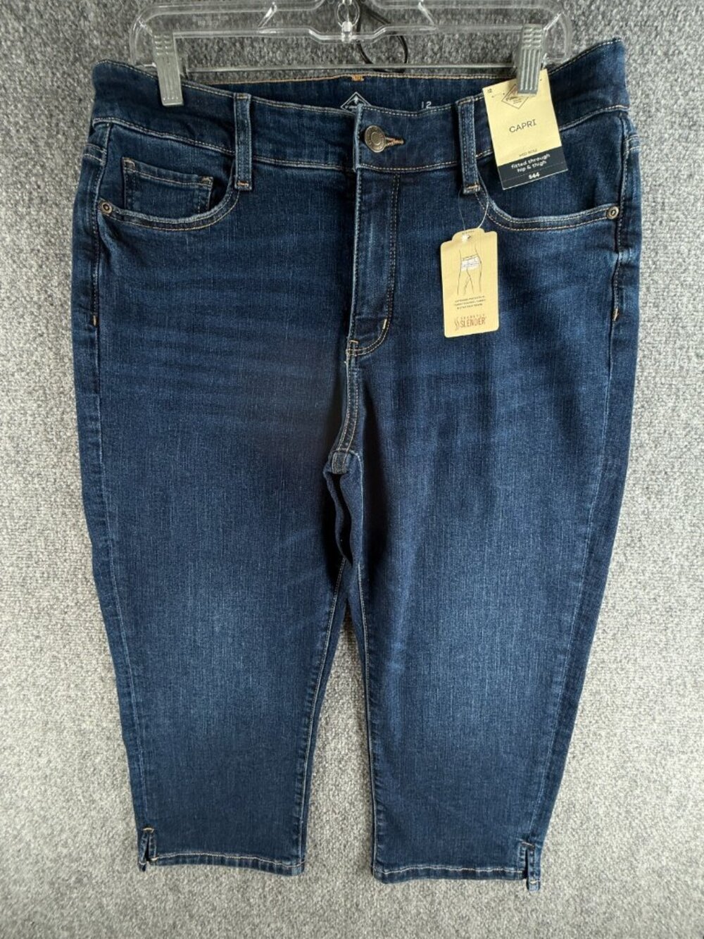 NWT St. Johns Bay Capri Jeans Mid Rise Women Size 12 Denim Dark Wash ACTL 34X20